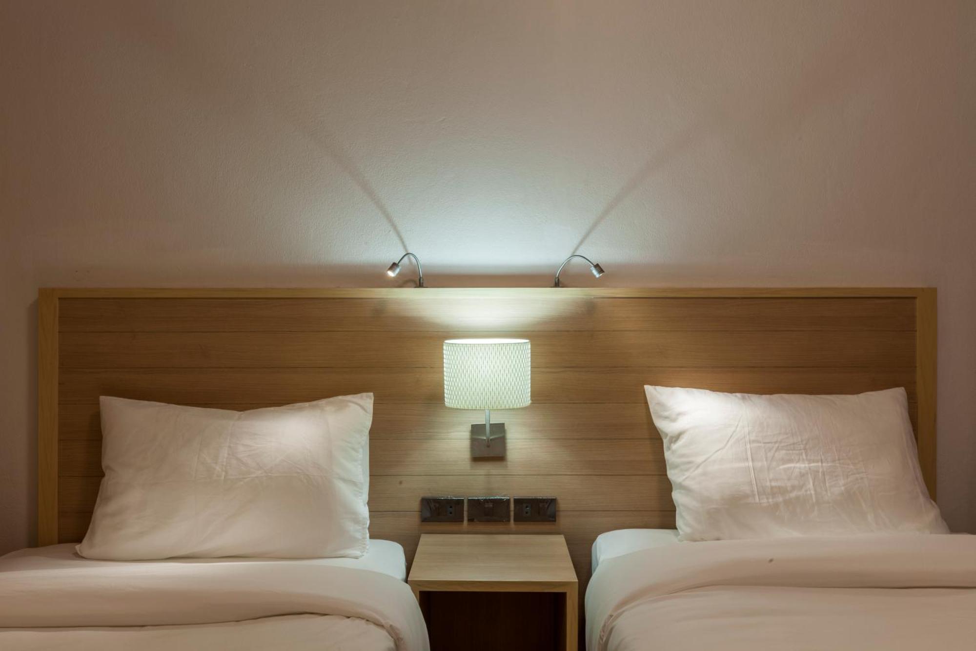 Rcn Court & Inn Chiang Mai Dış mekan fotoğraf