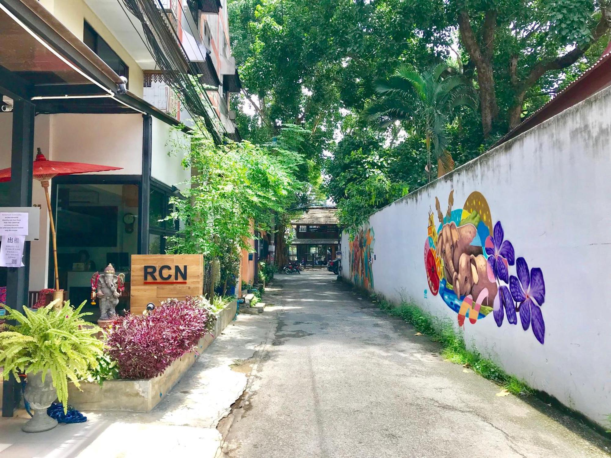 Rcn Court & Inn Chiang Mai Dış mekan fotoğraf